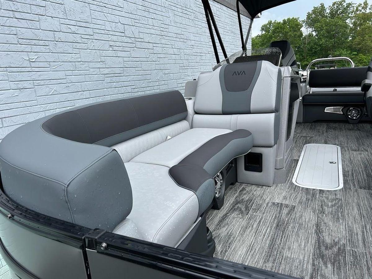 2025 Avalon 2385 Catalina VRB