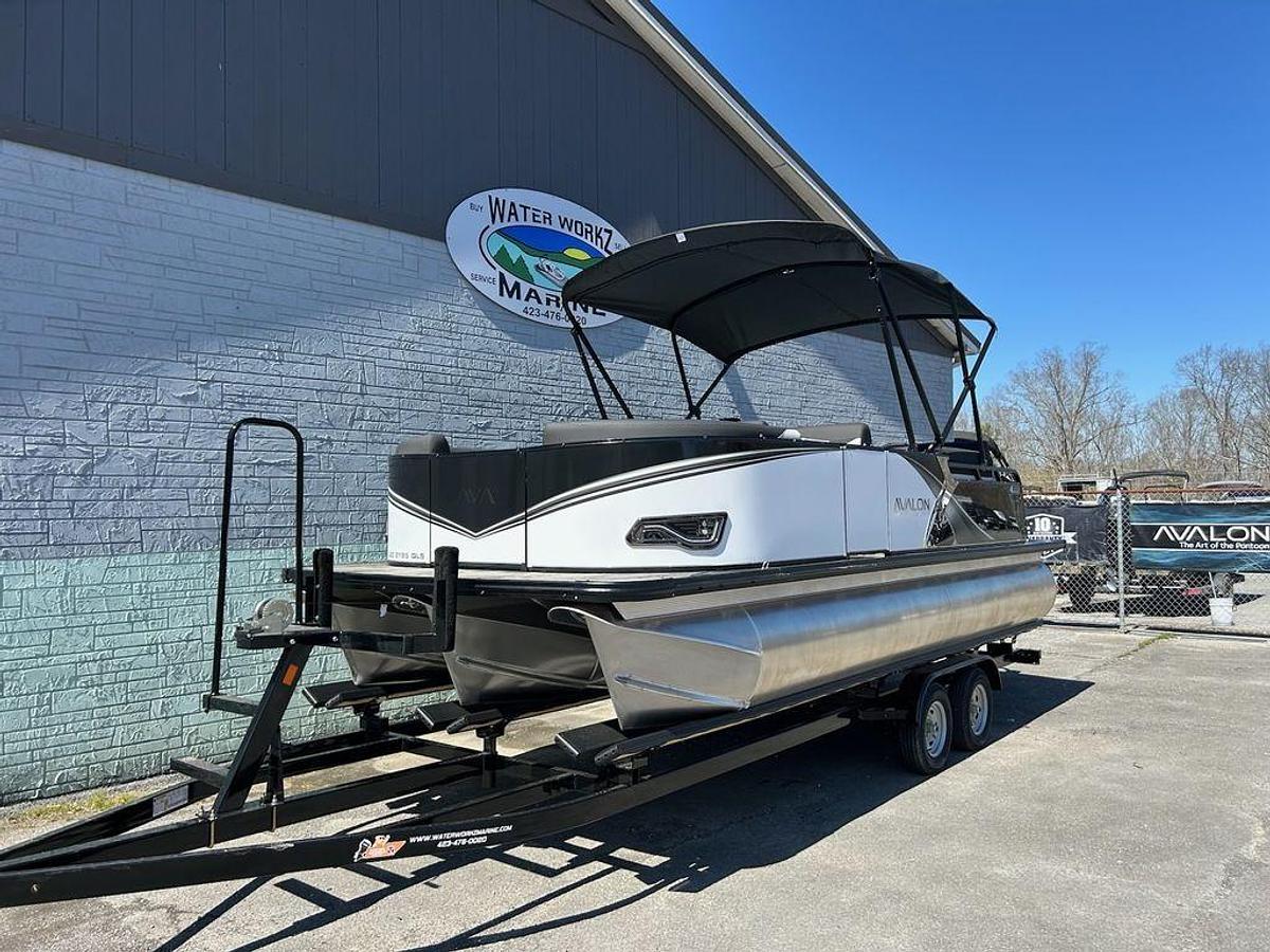 2025 Avalon 2185 LSZ Quad Lounger Shift