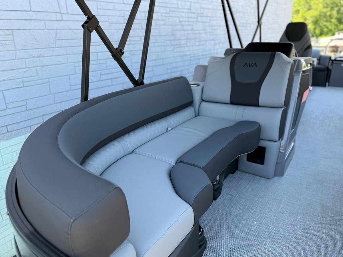 2026 AVALON 2585 CATALINA QUAD LOUNGER