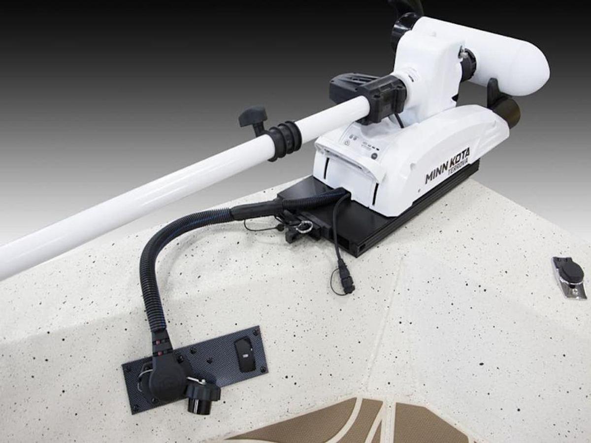 2025 Xpress Boats SW20B Base