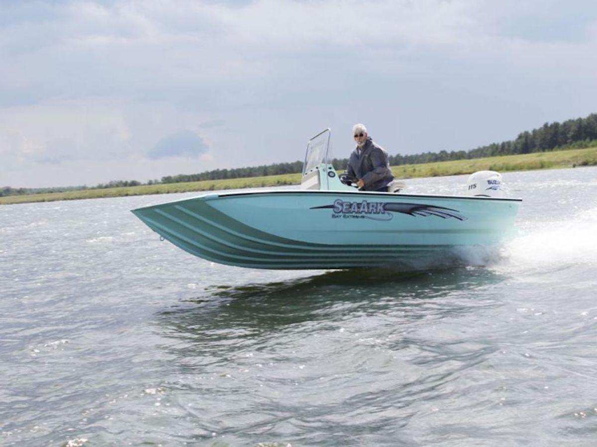 2025 SeaArk BX 190 Base