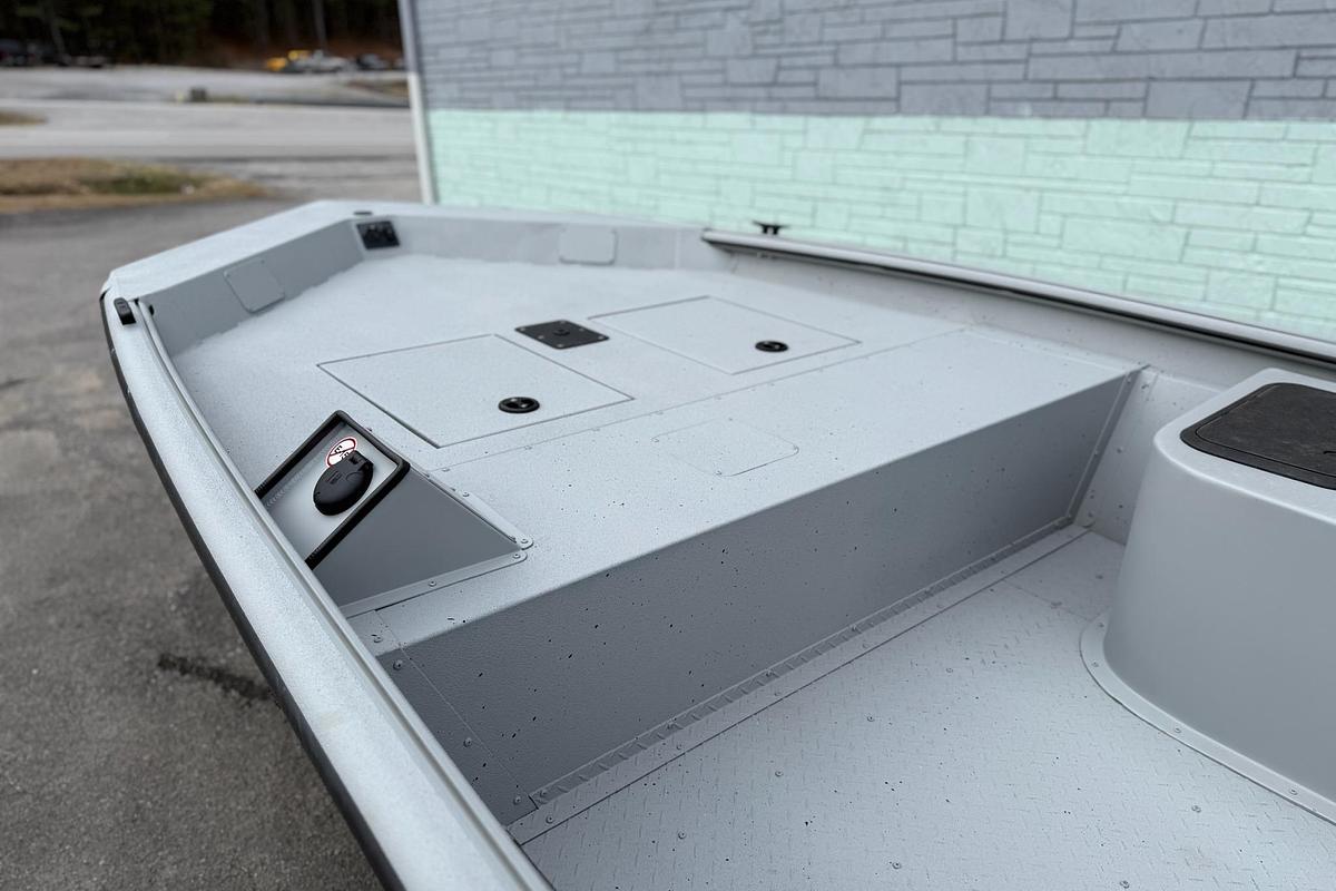 2026 SeaArk Shadow 18