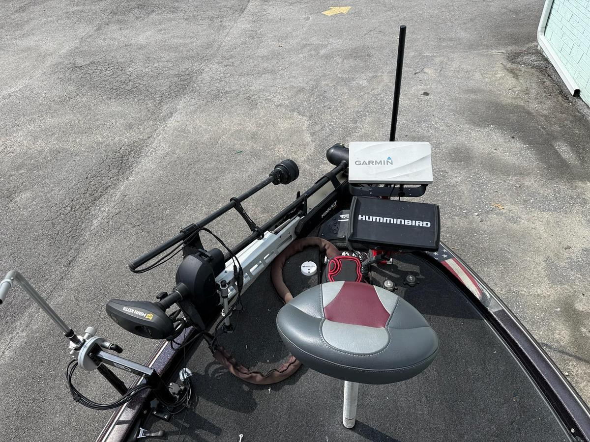 Used 2013 SKEETER FX21