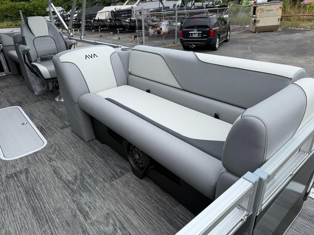 2025 Avalon Venture Quad Lounger 2180