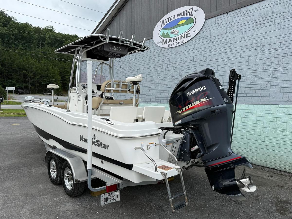 2019 NAUTIC STAR 231 HYBRD CC