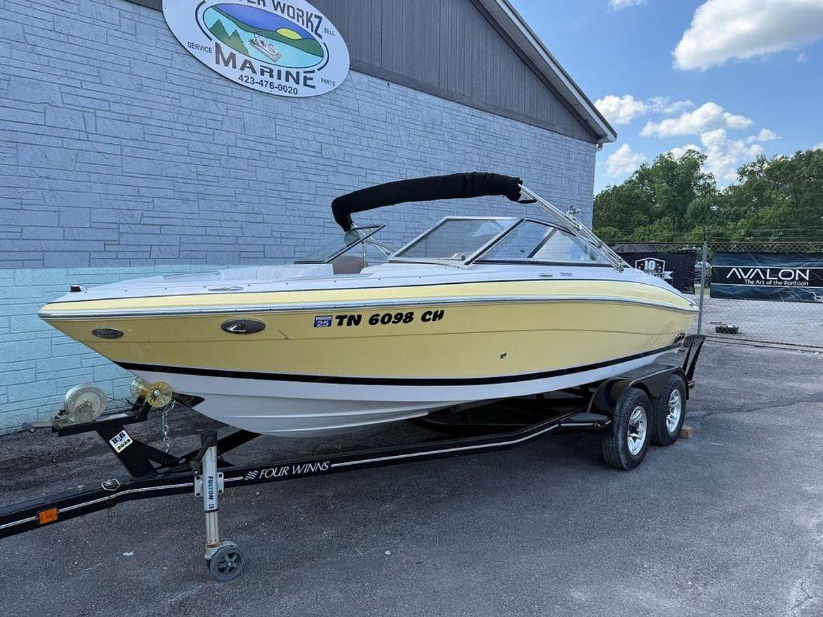 Used 2009 Four Winns H200