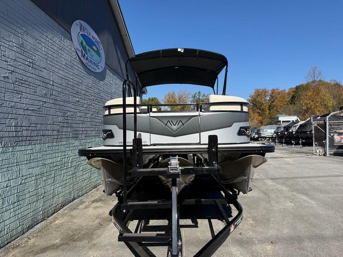 2026 Avalon Venture 85 VRB