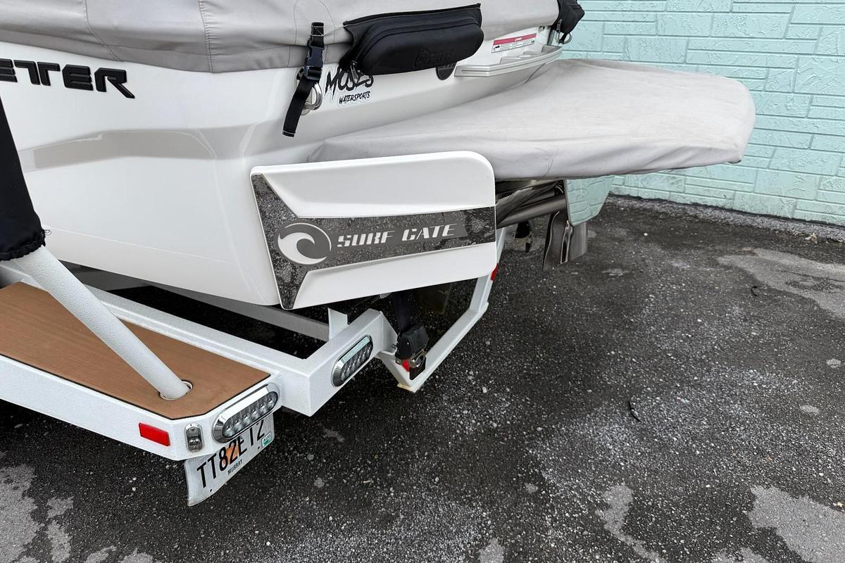 Used 2020 Malibu Wakesetter 21 VLX