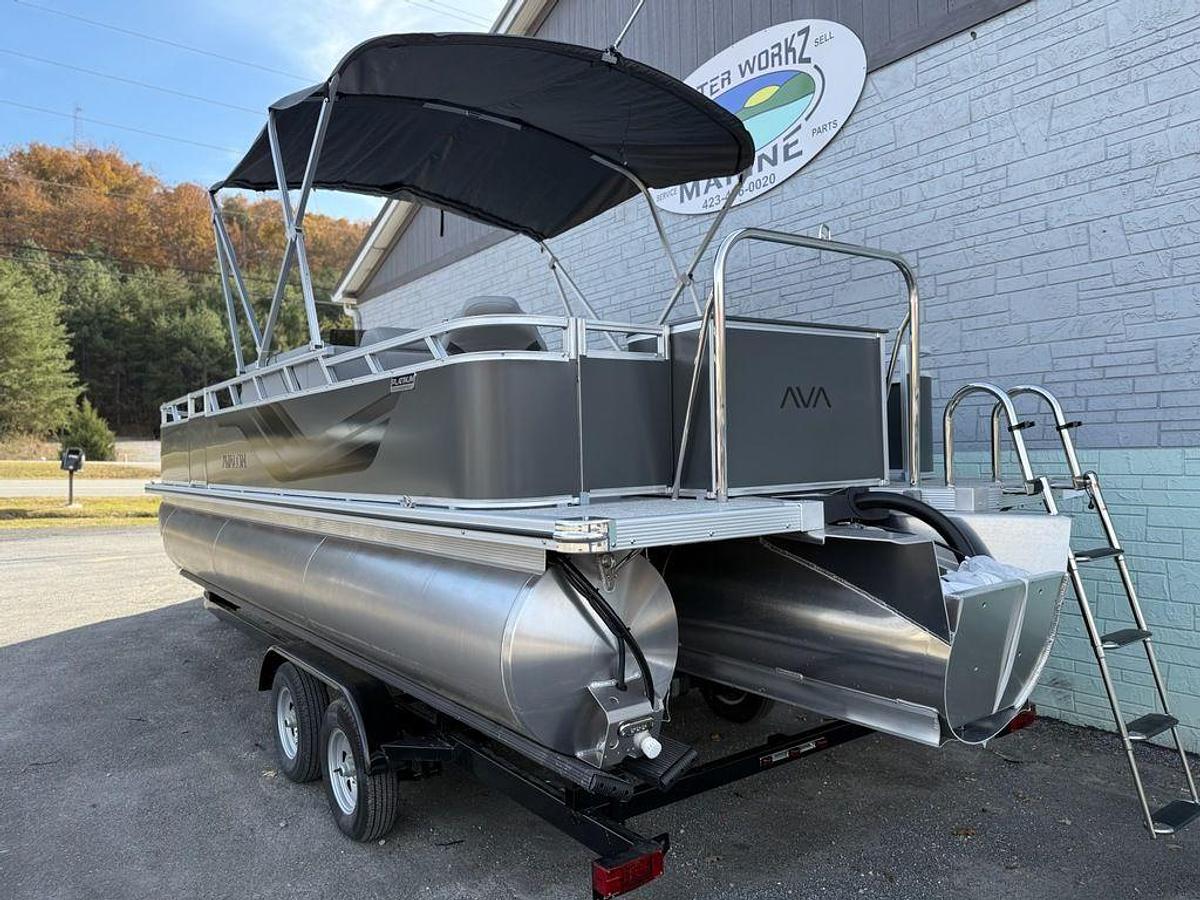 2026 Avalon 2385 Venture 85 Center Fish