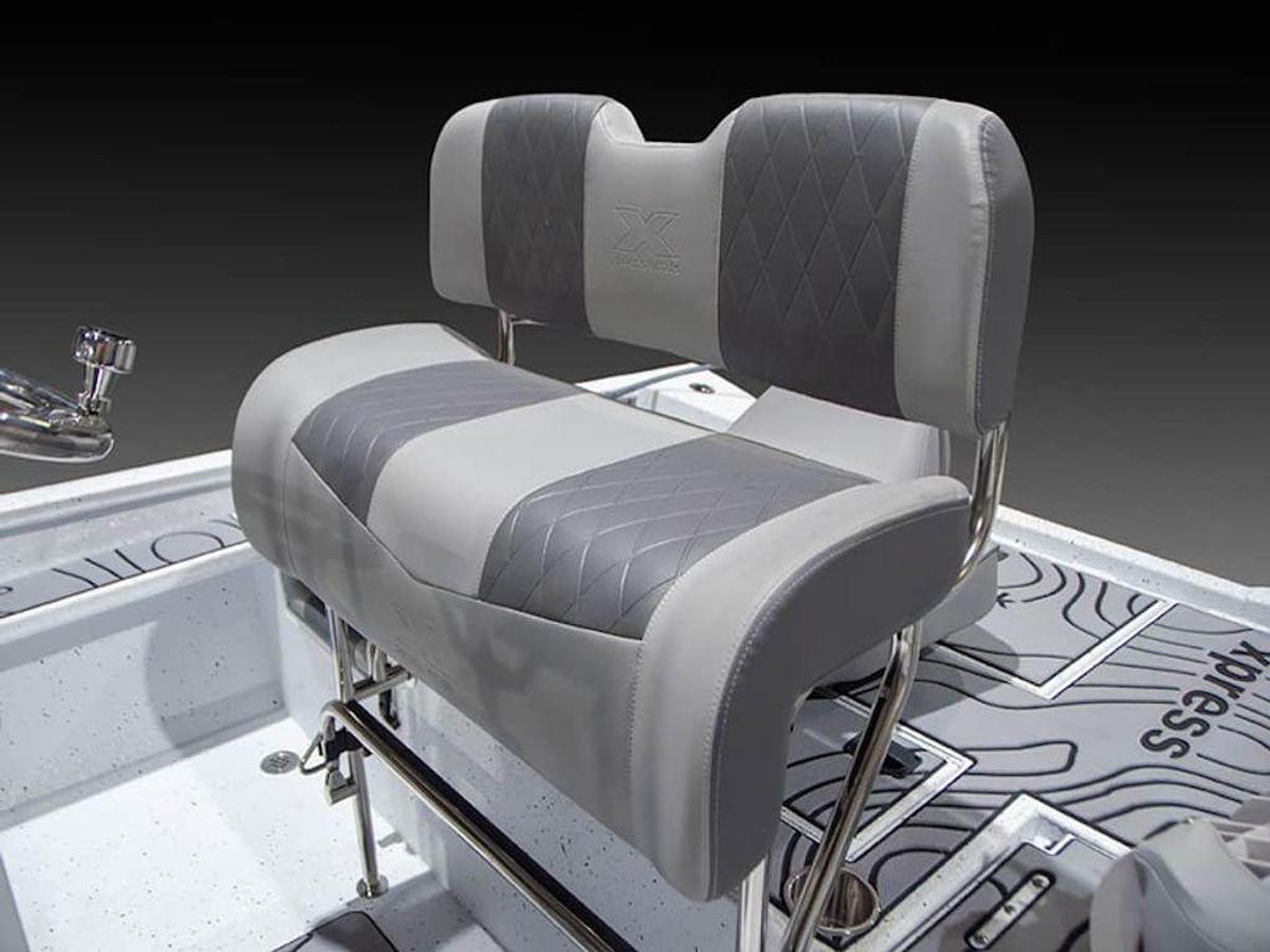 2025 Xpress Boats X21B Base