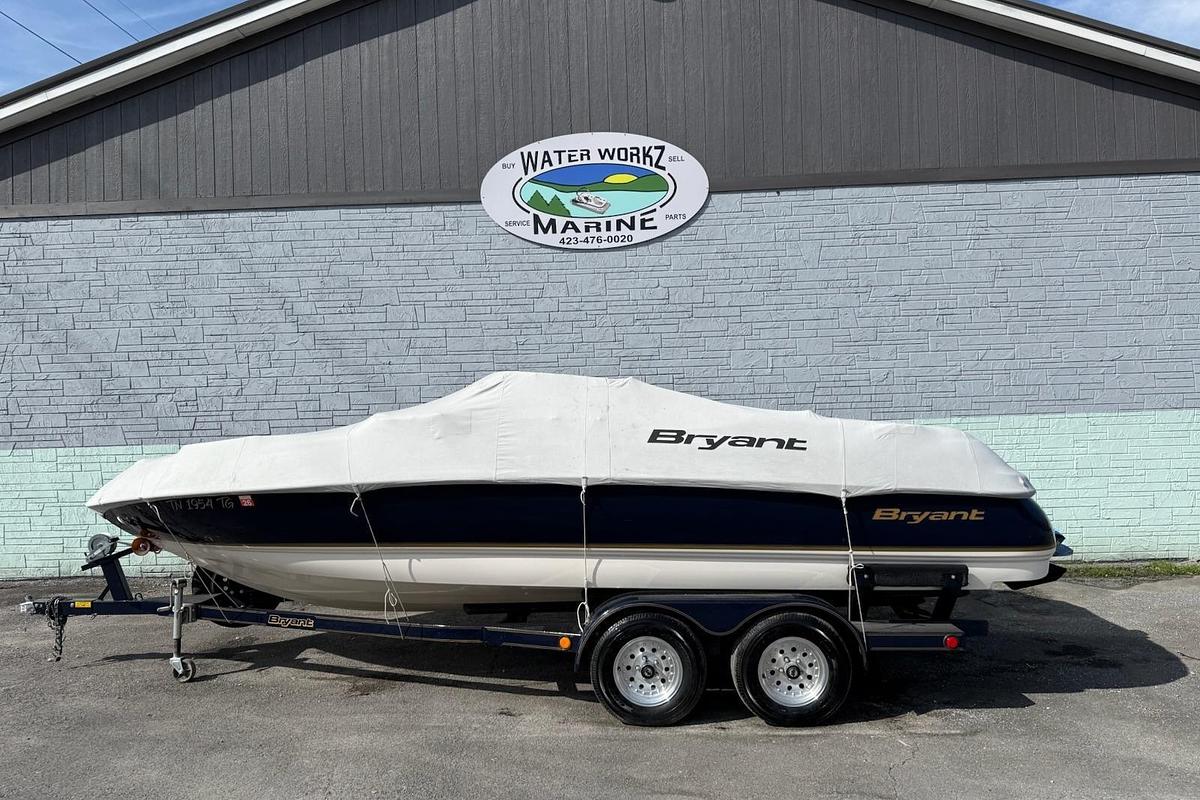 Used 1998 Bryant 214