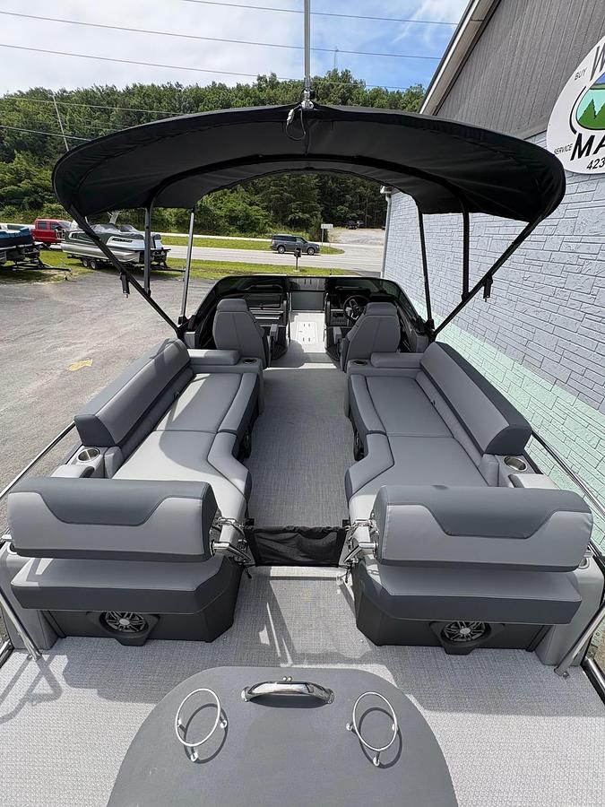 2026 AVALON 2585 CATALINA QUAD LOUNGER SHIFT WINDSHIELD