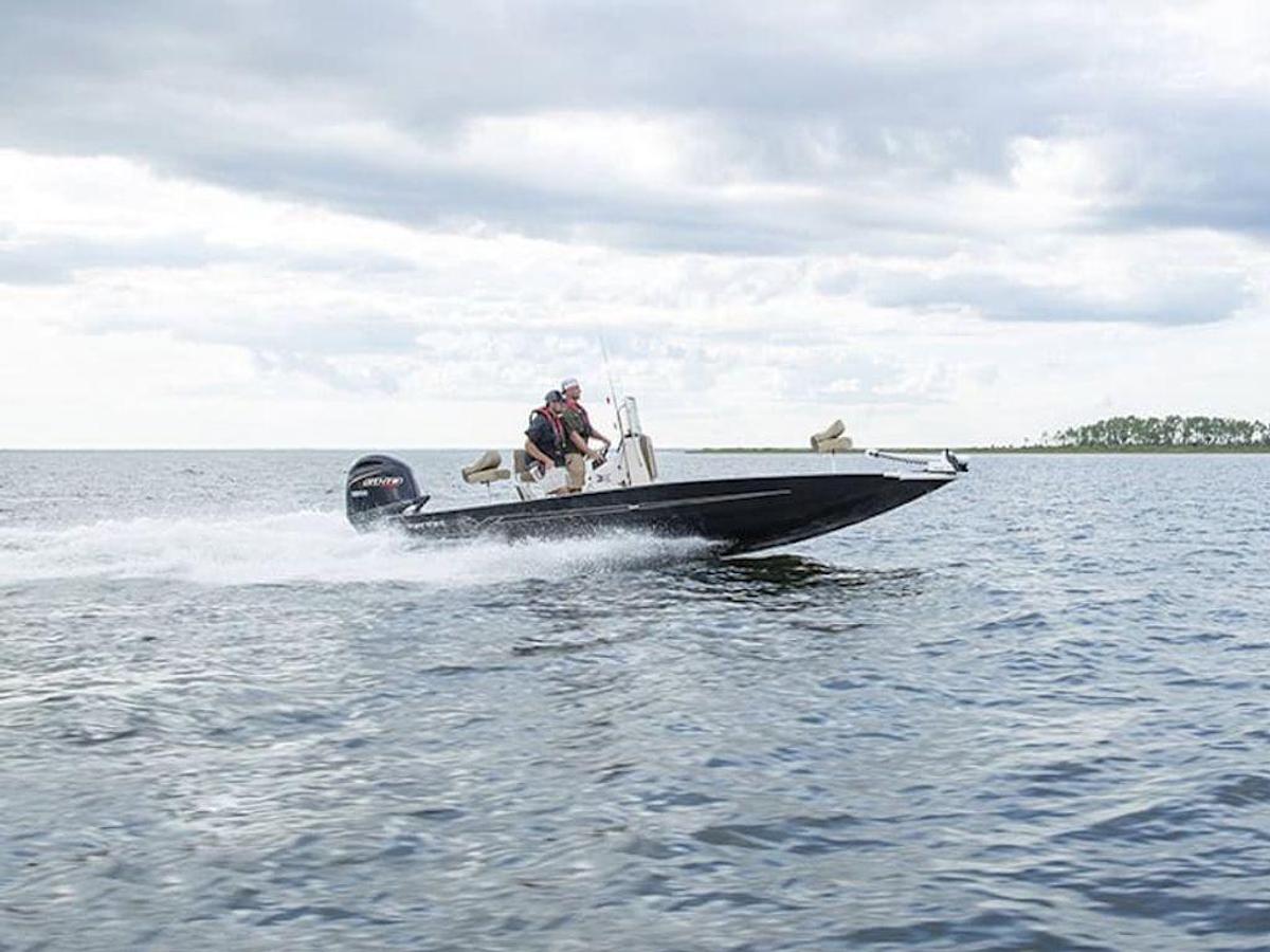 2025 Xpress Boats H22B Base