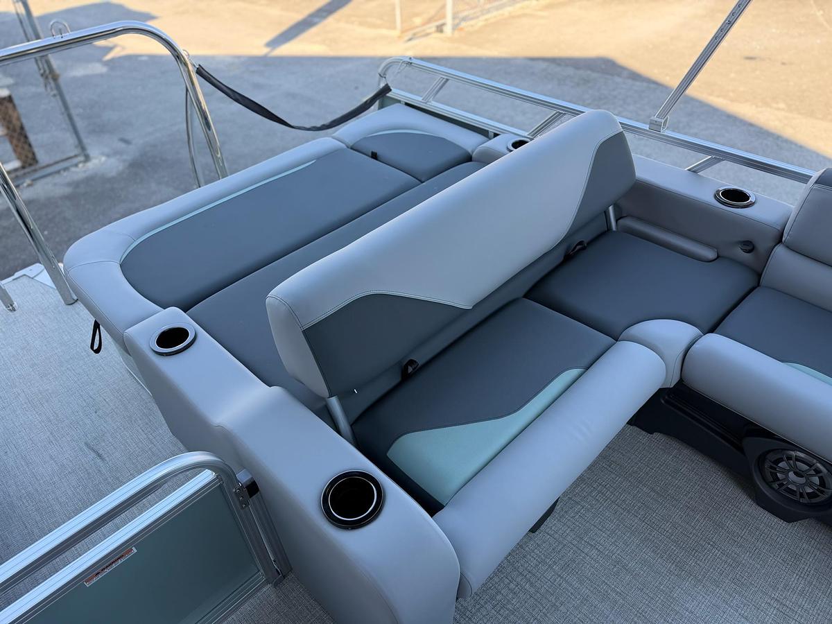 2027 AVALON 2385 VENTURE VRB