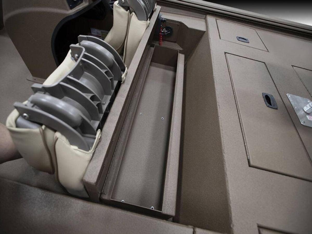 2025 Xpress Boats XP180 Base