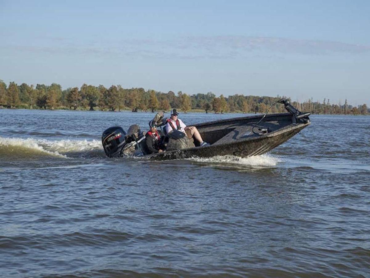 2025 Xpress Boats XP200 Catfish Base