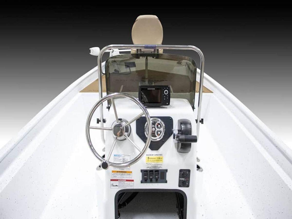 2025 Xpress Boats XP20CC Base