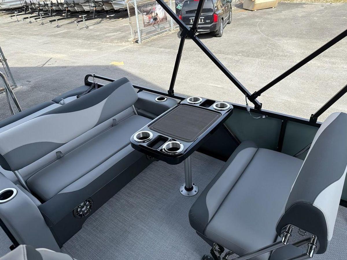 2026 Avalon 2385 LSZ Entertainer