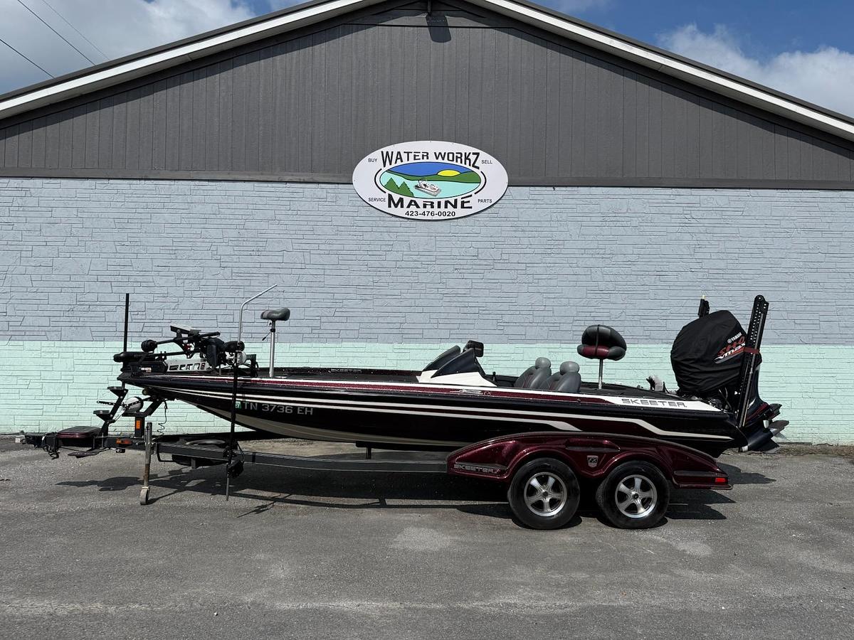 Used 2013 SKEETER FX21