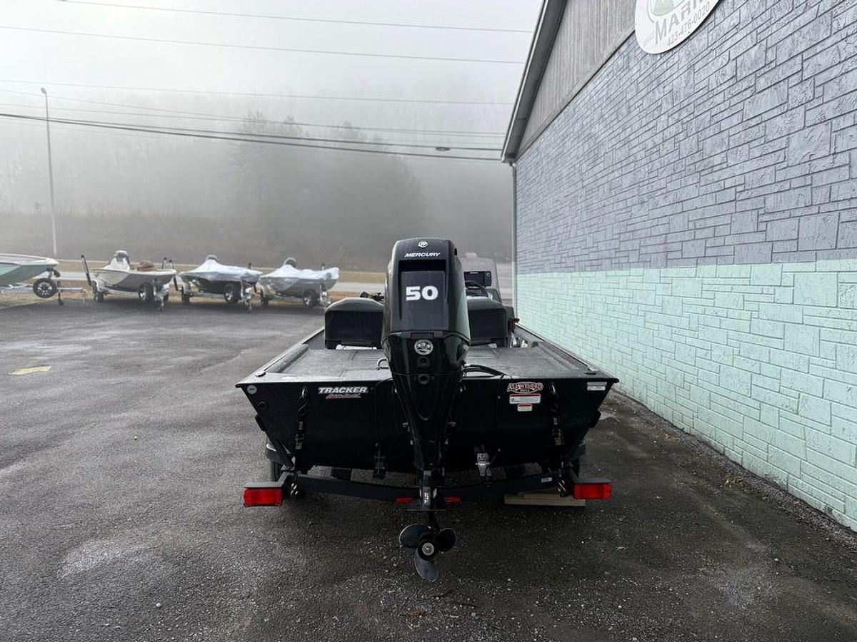 Used 2022 Bass Tracker Classic XL