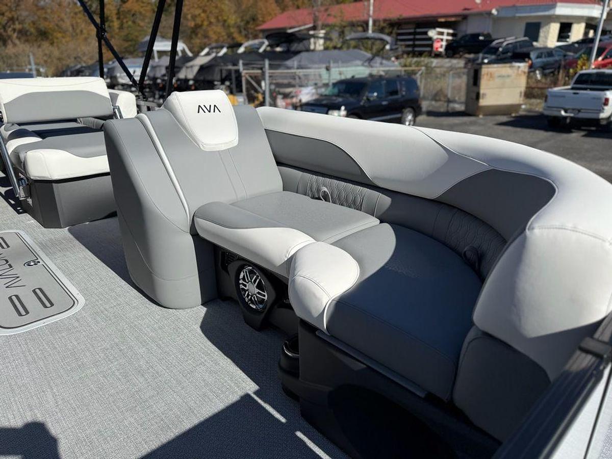 2026 Avalon 2385 LSZ QLS