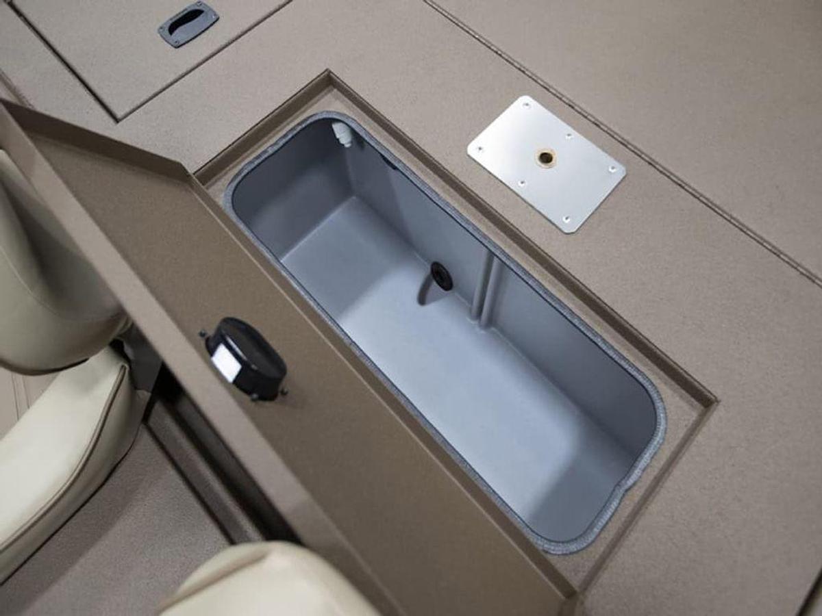 2025 Xpress Boats XP180 Base