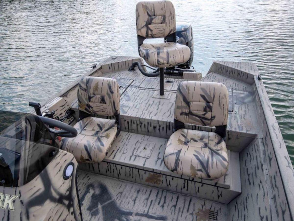 2025 SeaArk Shadow 19 v Side Console