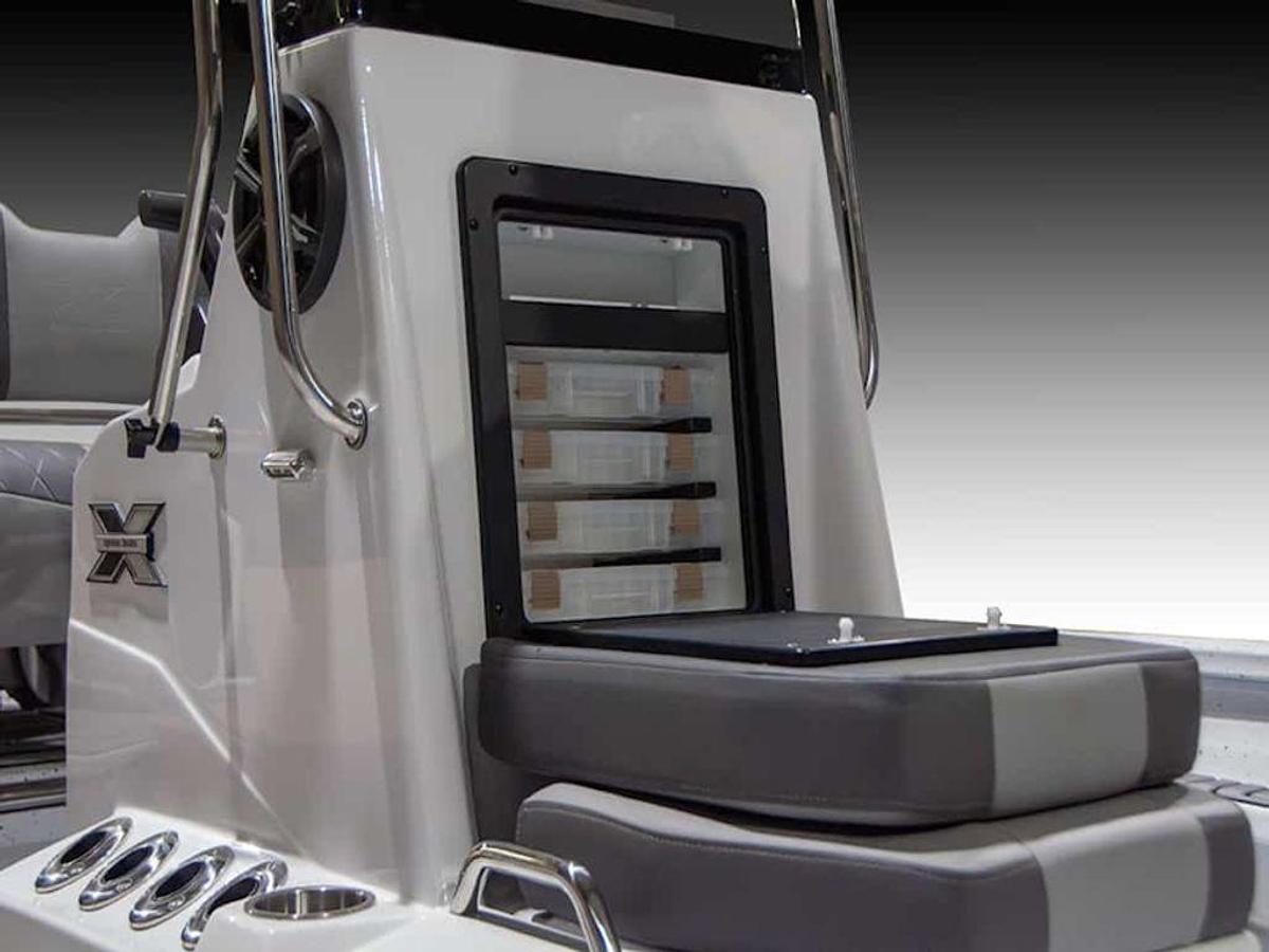 2025 Xpress Boats X21B Base