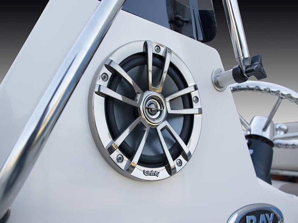 2025 Xpress Boats SW22B Base