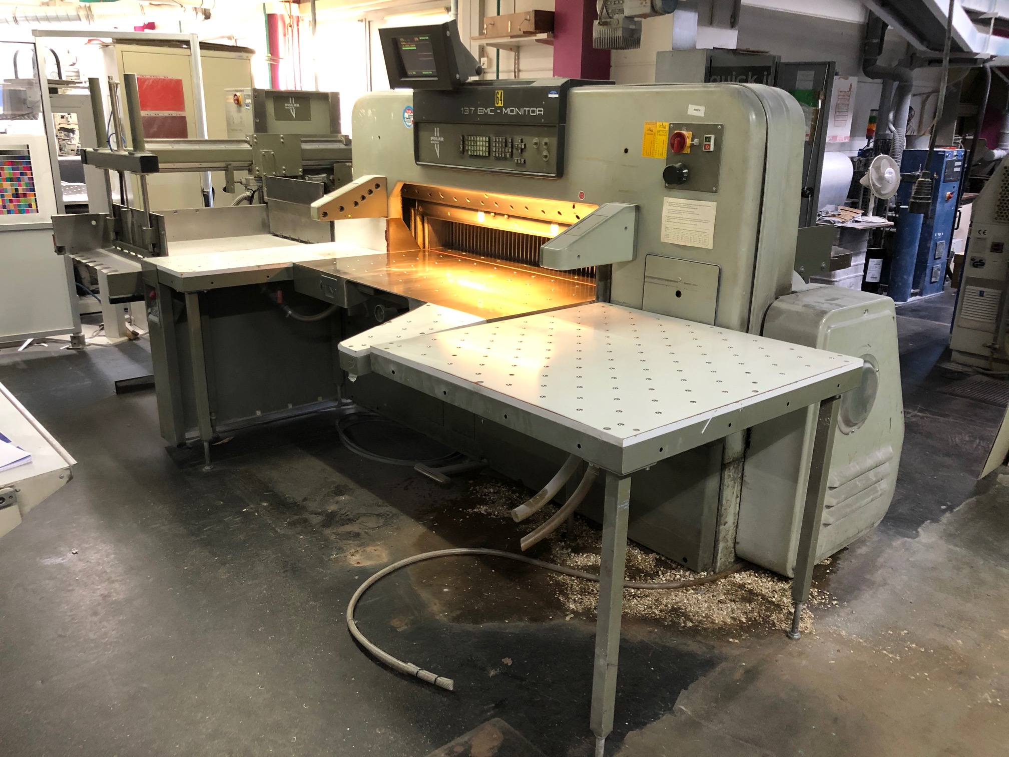 Used 1988 Polar 137 EMC-Monitor