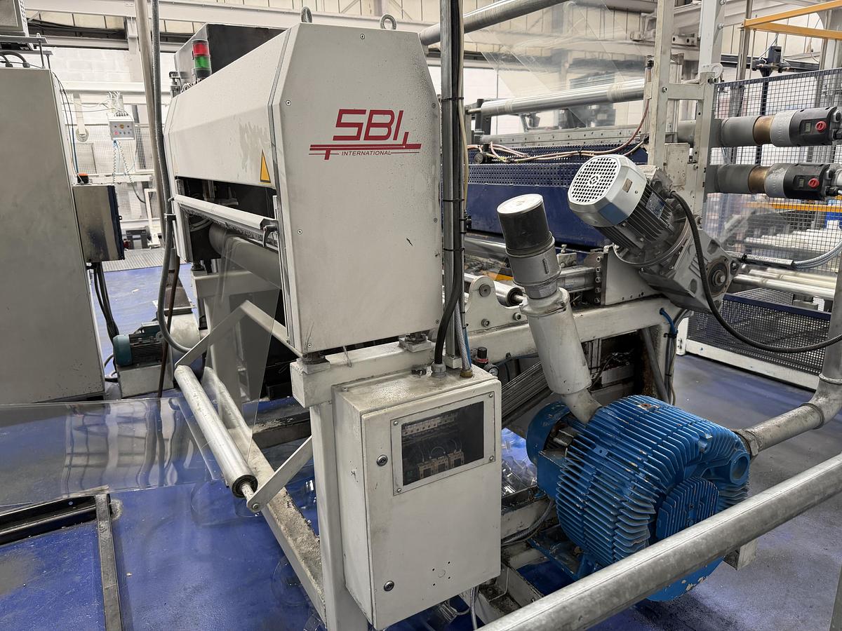 Used 1100mm wide Kentya coextrusion PET sheetlinewith 73mm twinscrew primary extruder, triple vented. 90kw AC motor, screen changer, gear pump 1100mm die, 3 roll stack, haul off, silicone bath, 2 state winder 2010