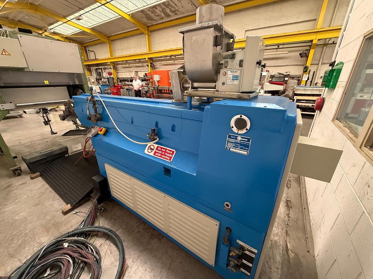 Used 70mm ( Circa) Covema extruder, vented with die head