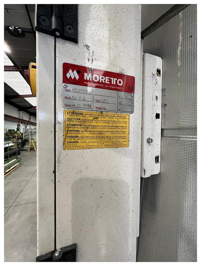Used 600 Litre Moretto Hot Air Dryer With Eh9a Dryer Unit And 600 Litre Hopper Model Tc600p 2001