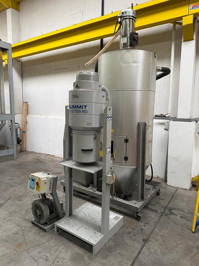 Used 600 litre Plastic Systems dehumidifying dryer with 180m3/hr rotor wheel drying system. 2015
