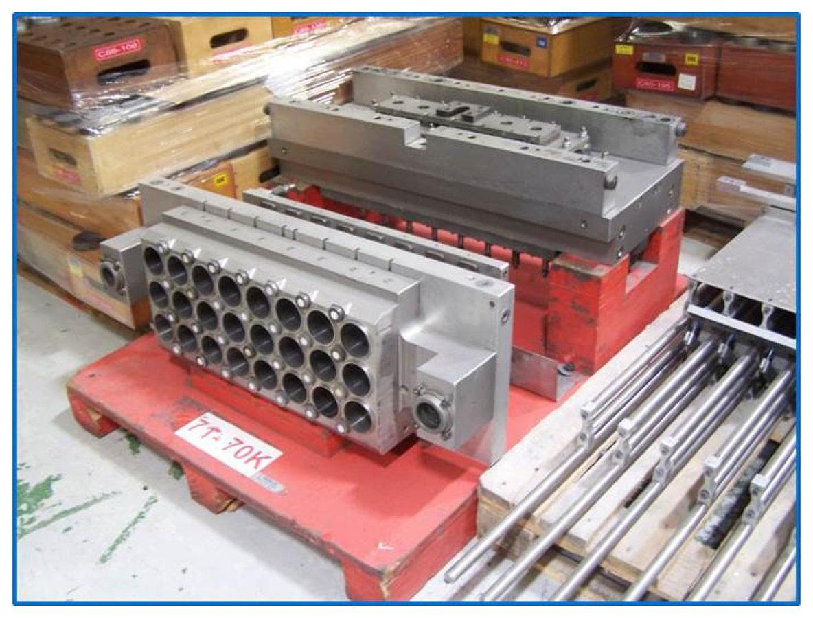 Used Illig RDM 70K 71mm 24 impression tool with stacker parts