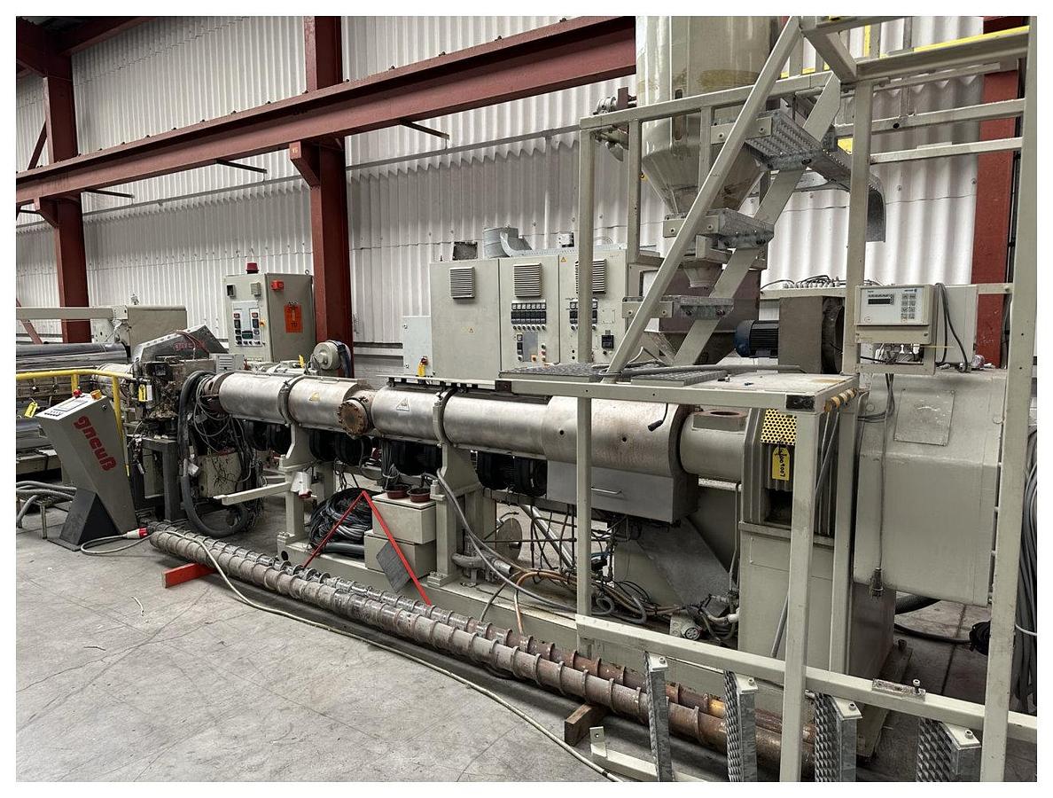 Used 120mm Battenfeld Single Screw Extruder With 250hp Dc Motor. Fan Cooled Barrel. 32d Plugged Vent.  . PP PET