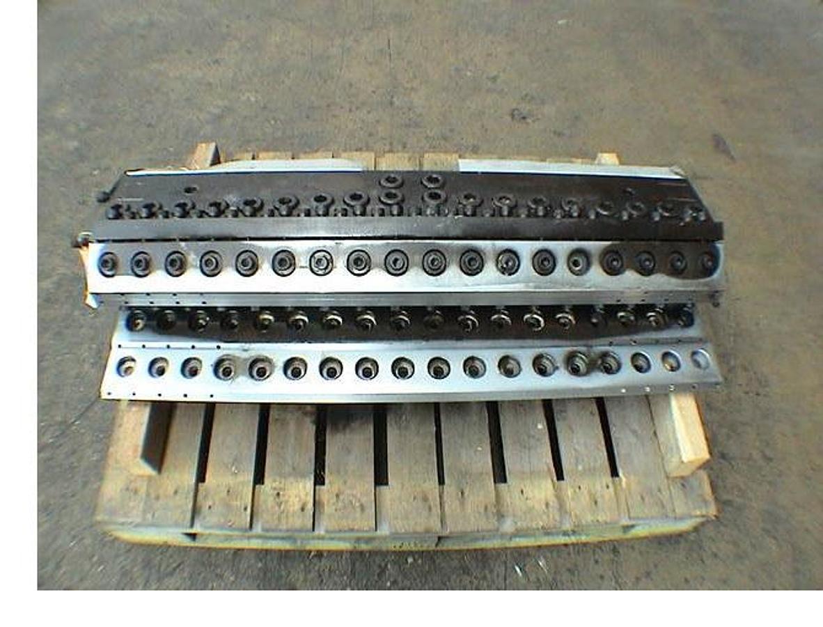 Used 1180MM EDI EXTRUSION COATING DIE,ADJUSTABLE TOP & BOTTOM LIP,CLOSE APPROACH
