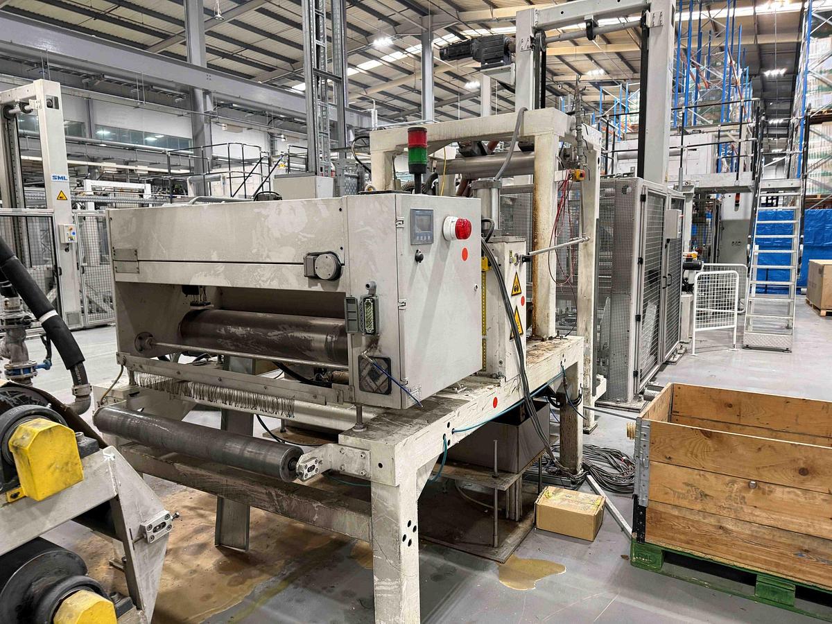Used 1050mm wide Vacurema SML PET extrusion line with RGA 120mm extruder, 1050mm die and calender, haul off accumulator 2 station winder 2007