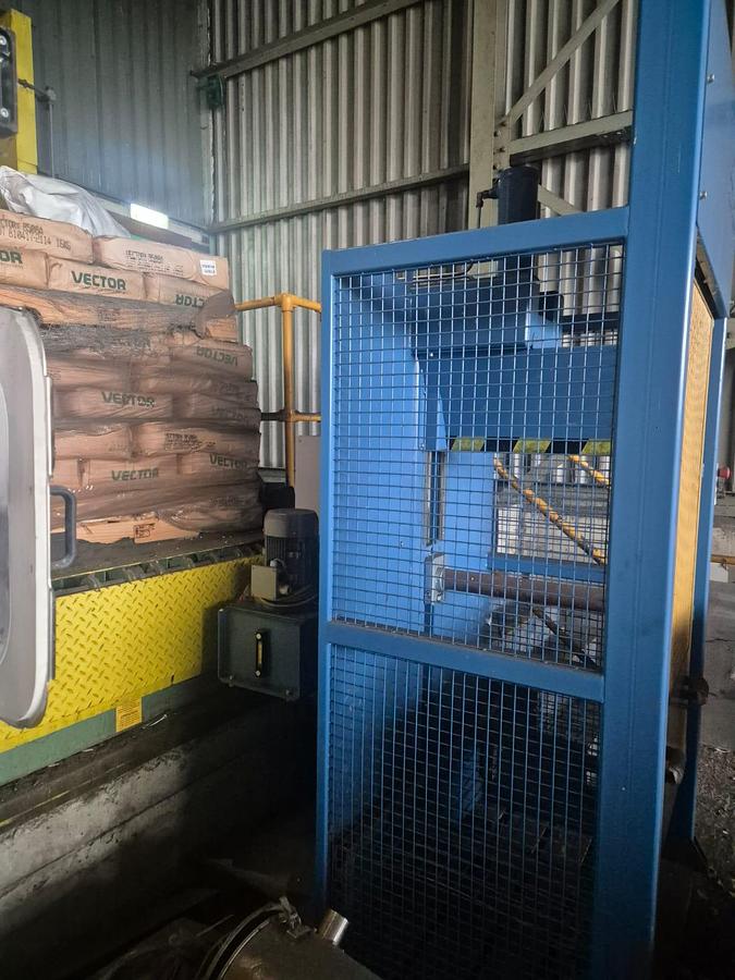 Used 1200mm wide Austropressen Roll splitting machine 2021 Model RS12 with guarding