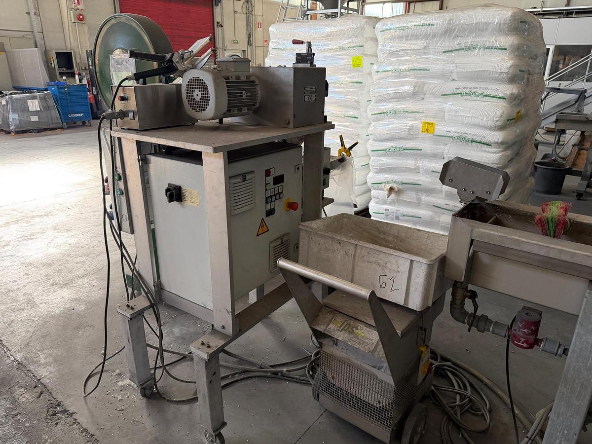 Used 30mm Theysohn TSK030 44D co rotating twin screw compounding extruder with strand pelletiser. 2015