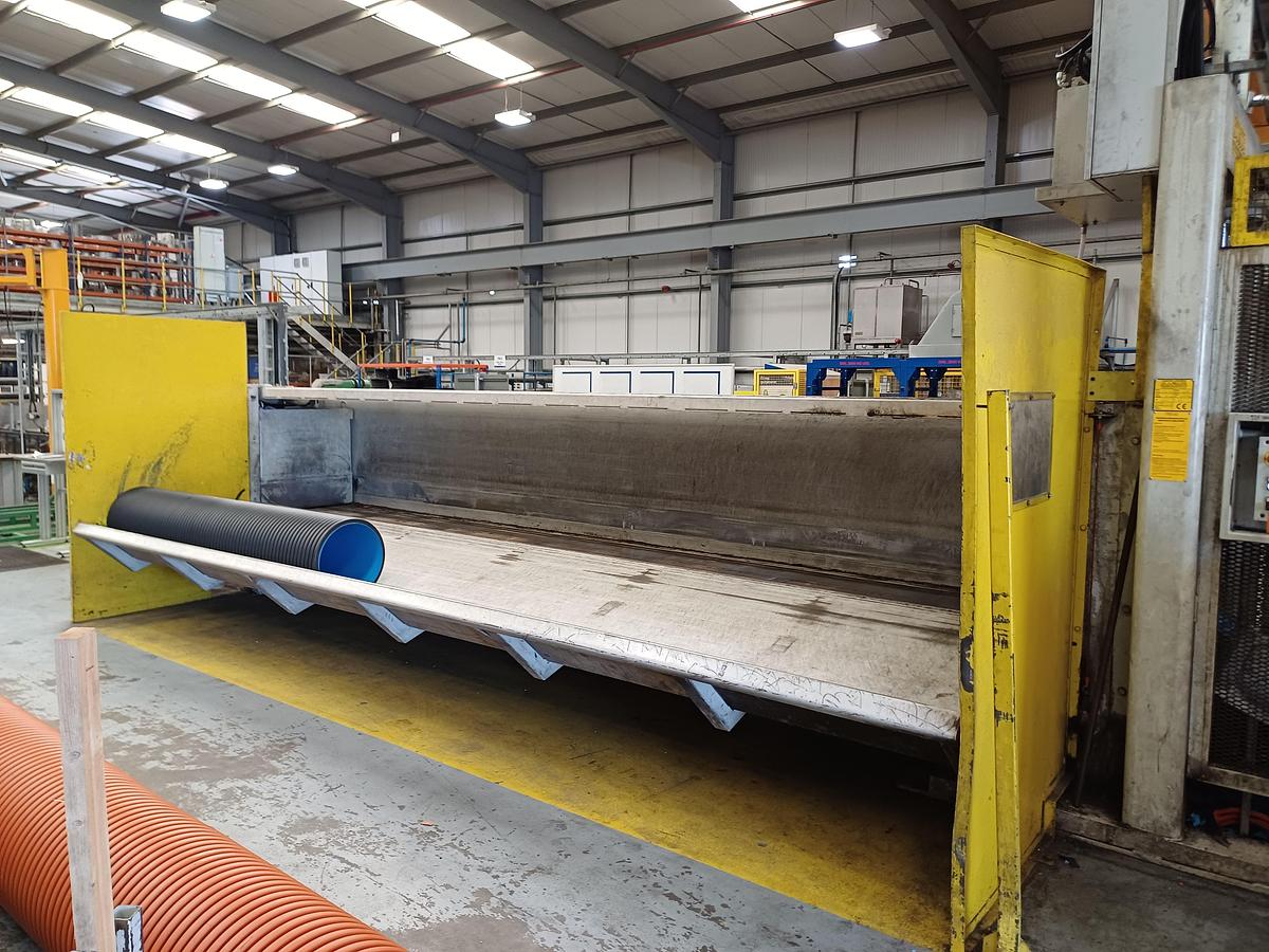 Used Fimic model ECO 30 pipe guillotine 2000mm x 1200mm cutting bed. Hydraulic cutting with take off.  