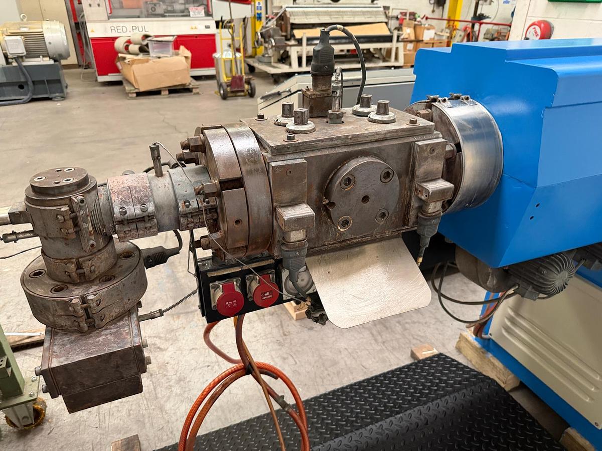 Used 70mm ( Circa) Covema extruder, vented with die head