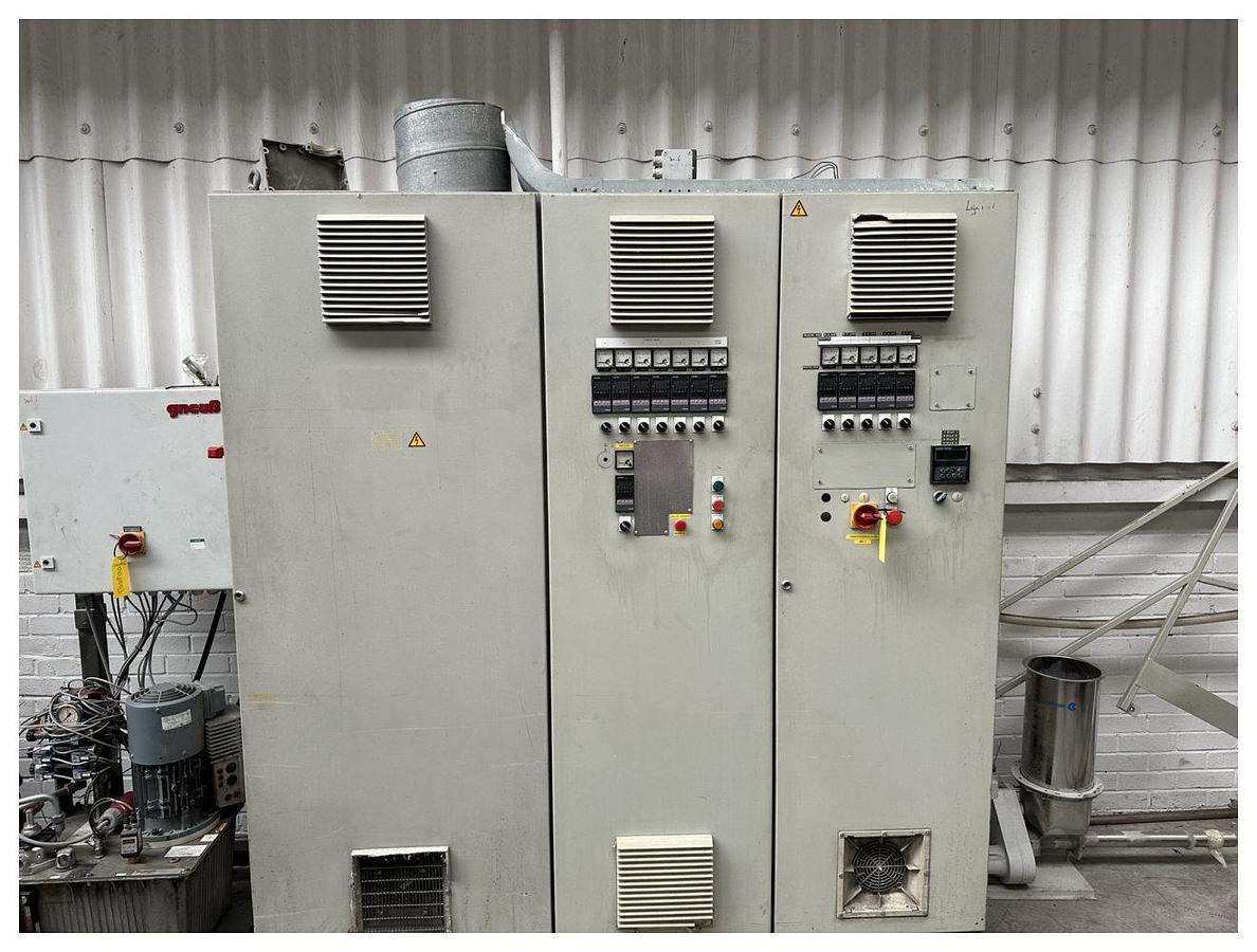 Used 120mm Battenfeld Single Screw Extruder With 250hp Dc Motor. Fan Cooled Barrel. 32d Plugged Vent.  . PP PET