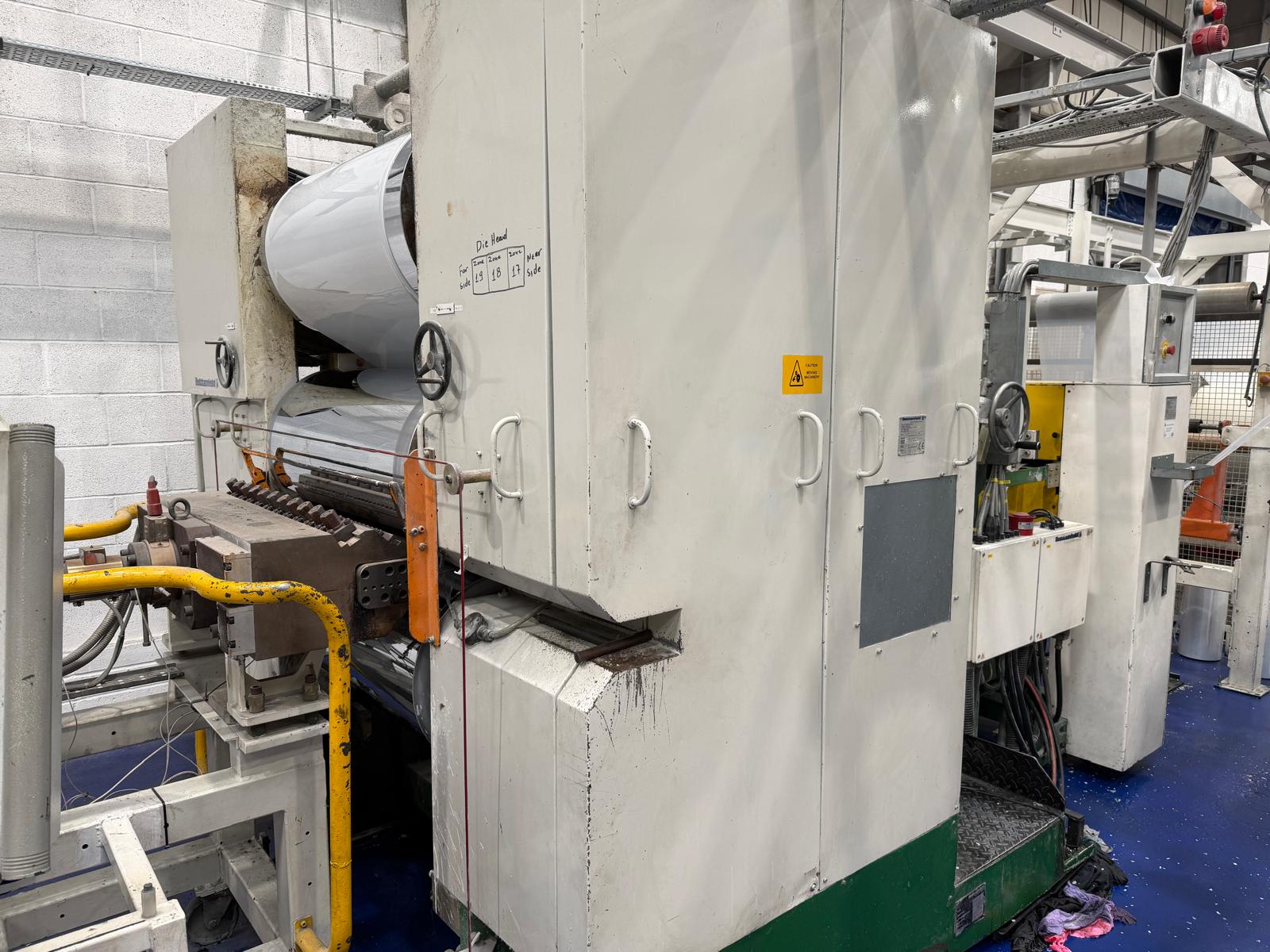 Used 1000mm wide Battenfeld sheet extrusion line. 120mm extruder, gear pump, 900mm die, 1000mm x 450mm stack, haul off 2 station winder.