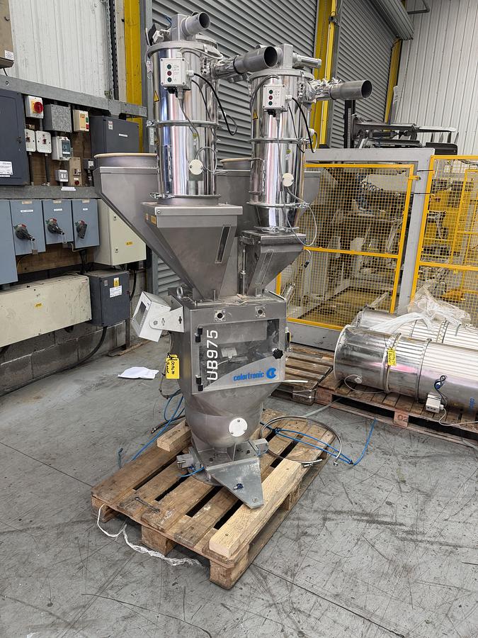 Used 4 component Colortronic gravimetric blender model UB975 with controls 2021