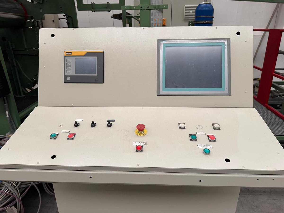 Used 1800mm wide SML Davis Standard coextrusion sheet line. 120/90mm extruders.