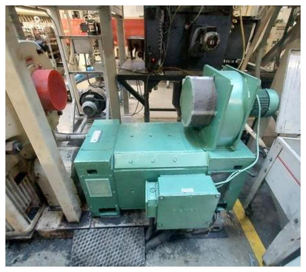 Used Cyclone and dust collection with bag stand