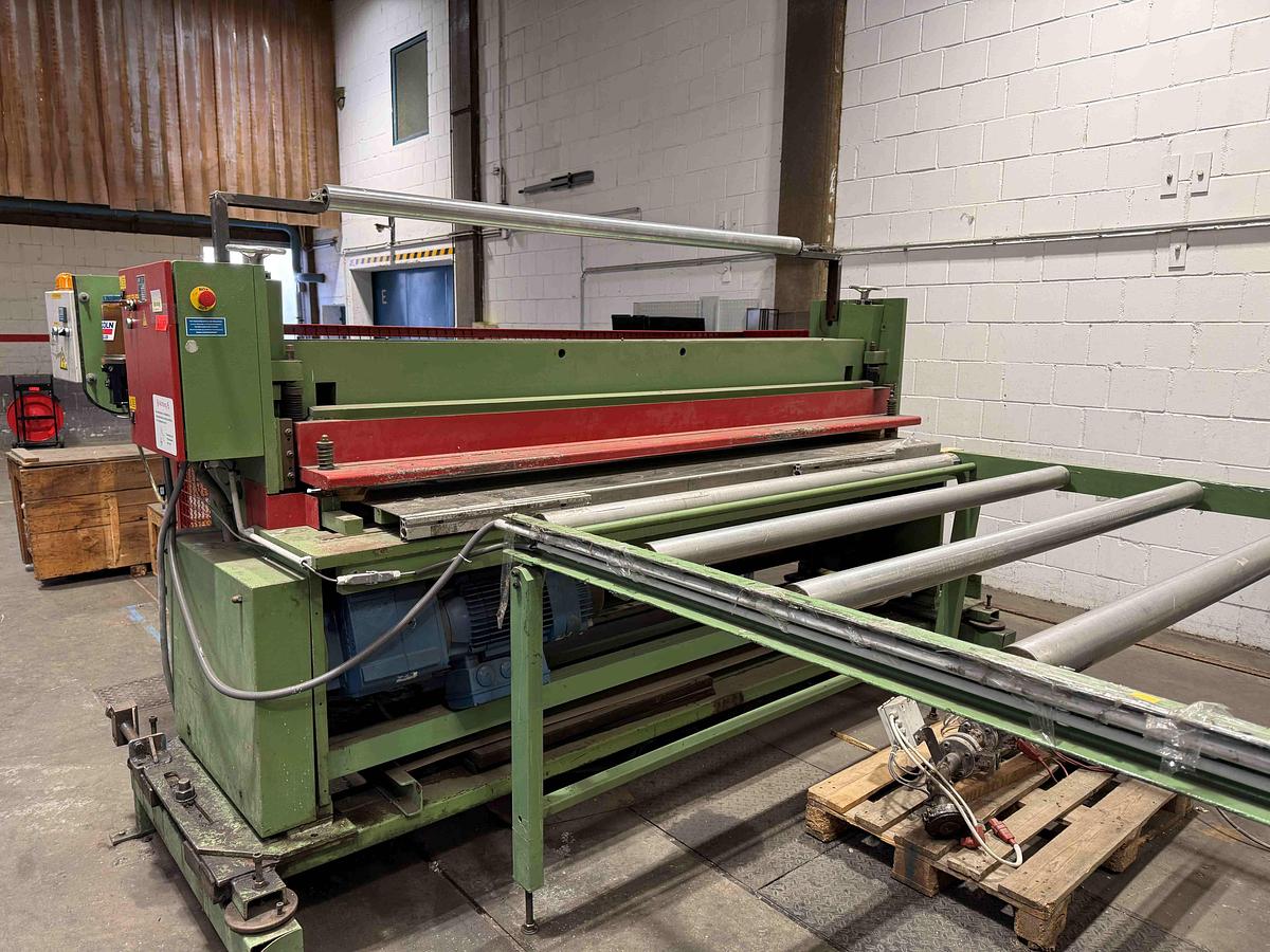Used 2000mm wide Union Battenfeld coextrusion sheet line
