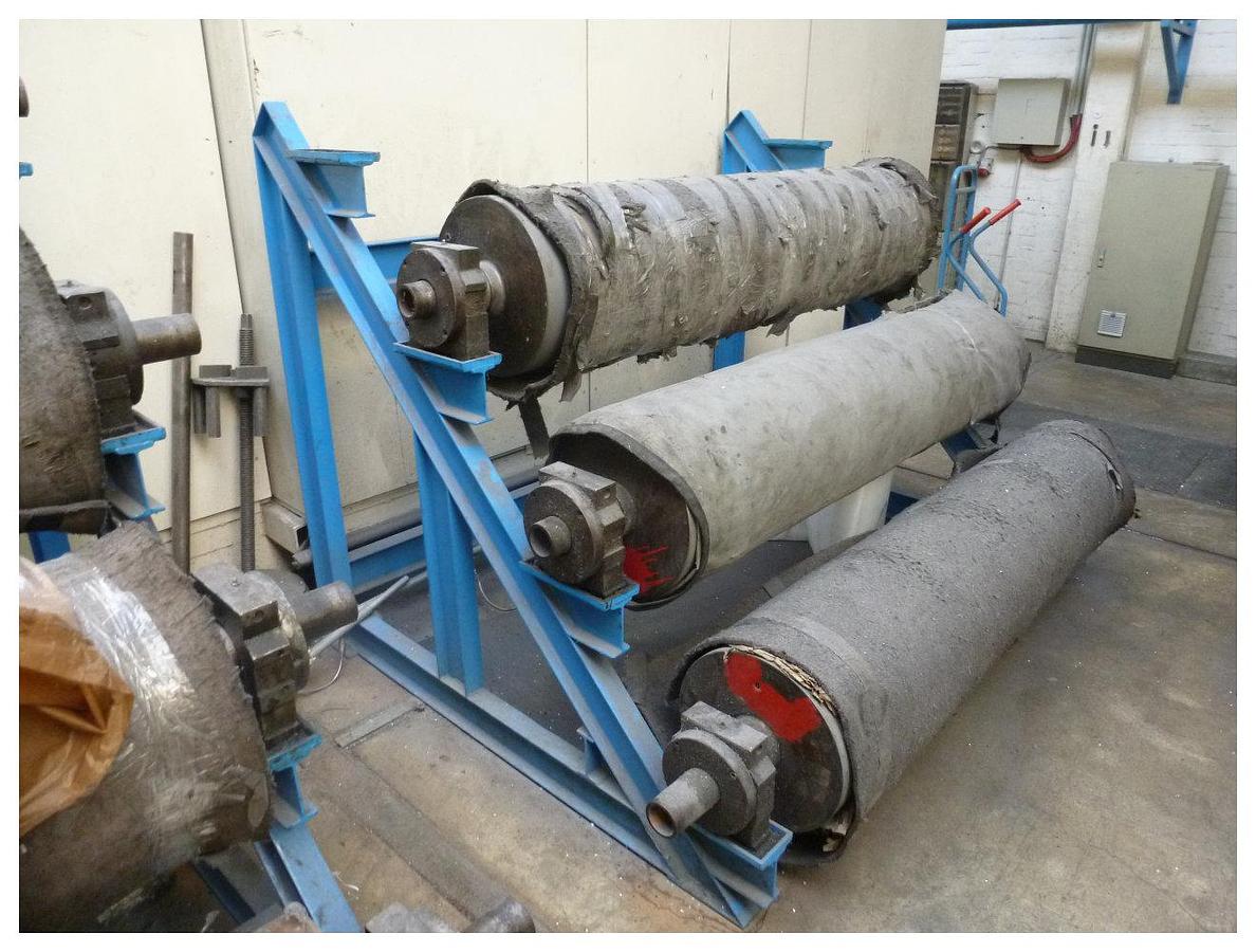 Used 1750mm wide Battenfeld sheet extrusion line. 120mm extruder, Extrex  pump,  1750mm FastGap die, 1750x400mm 3 roll stack, haul off, guillotine Spare rolls 1997