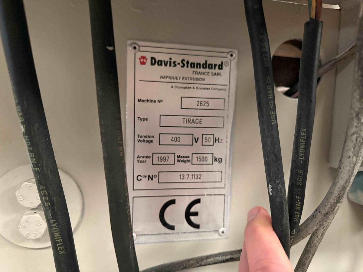 Used 1850mm wide Davis Standard high output sheet line with 175mm extruder, gear pump, die, 1850mm calender with pump group, haul off and guillotine.